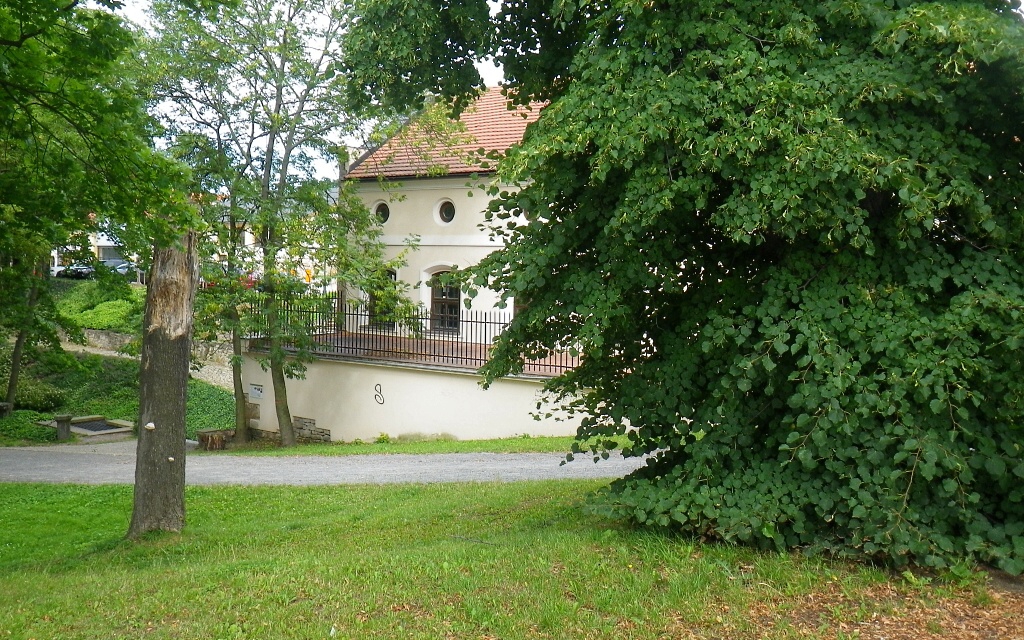 Dolní Počernice zámecký park Praha