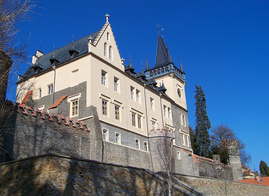 Zruč zámek