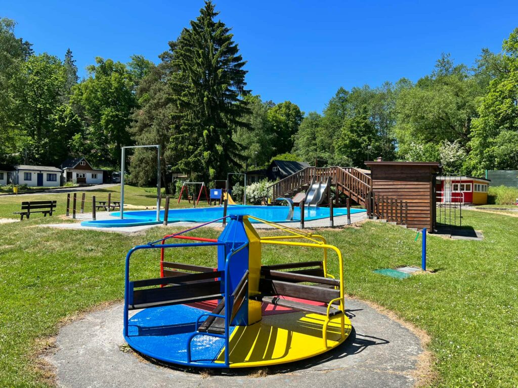 Běl&aacute; pod Bezdězem